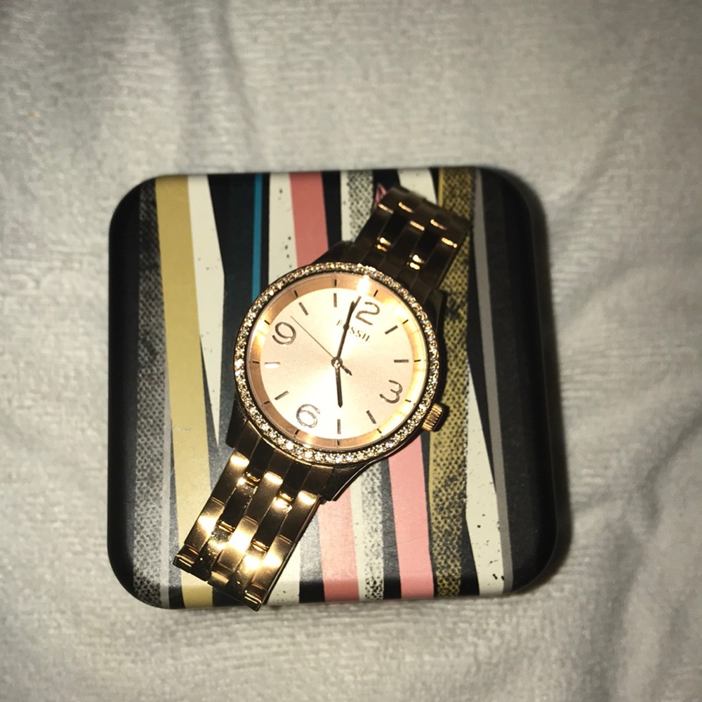 ✨Fossil watch✨